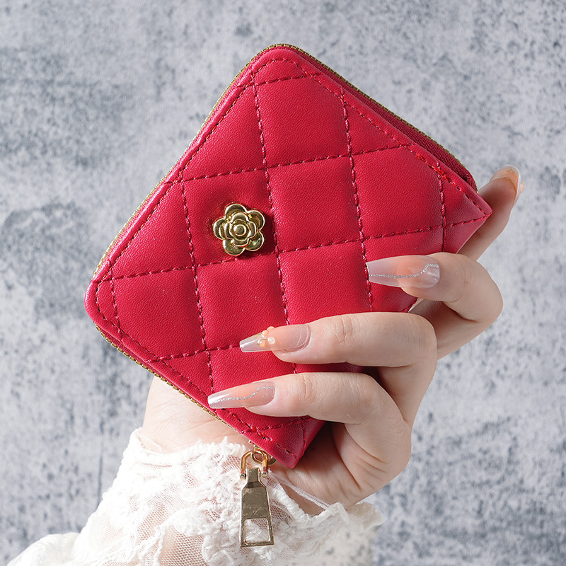 New Europe and the United Stat - Luxury Bags Europe recension och pris